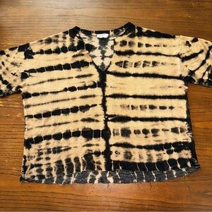 Revolve LNA bleach dye short sleeve shirts M